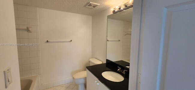 Building Photo - 3478 Briar Bay Blvd