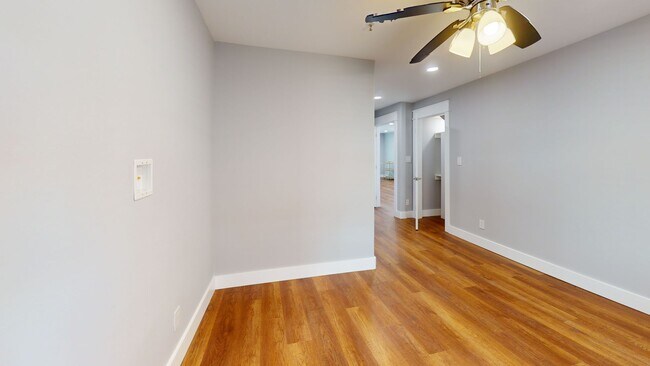Building Photo - 1704 Highland Ave