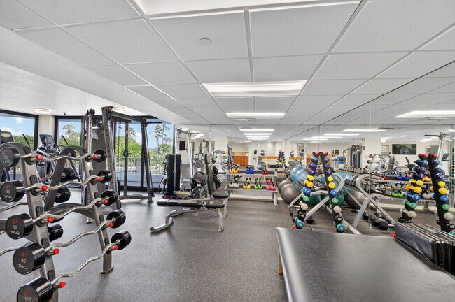 Building Photo - 3400 S Ocean Blvd