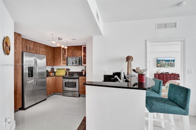 Building Photo - 7900 Harbor Island Dr