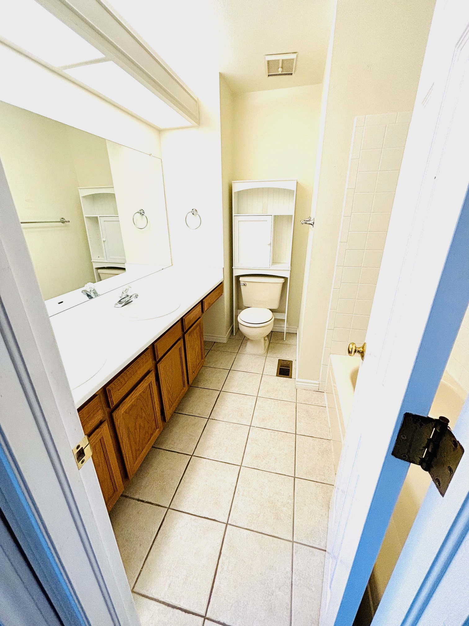 Upstairs Bathroom 2 sinks - 5958 Gunbarrel Ave