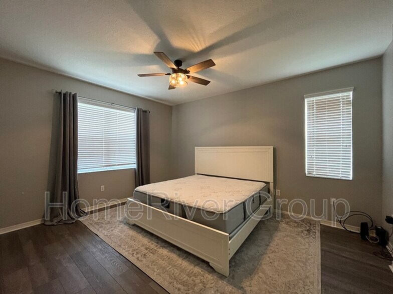 Building Photo - 12728 Avelar Creek Dr