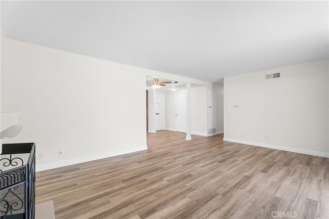 Building Photo - 17551 Misty Ln