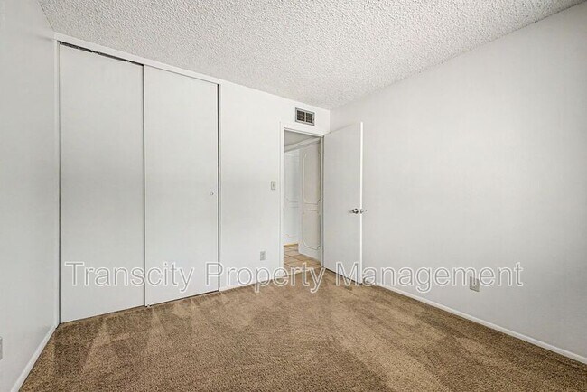 Building Photo - 12224 N 26th St