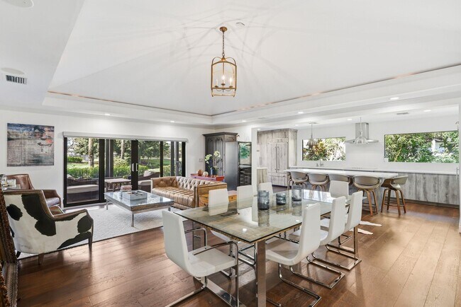 Building Photo - 2835 Polo Island Dr