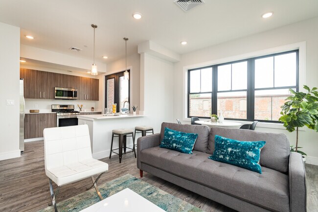 Building Photo - 16 Laurel St