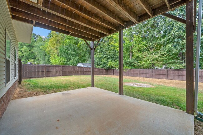Building Photo - 1227 Brigade Dr