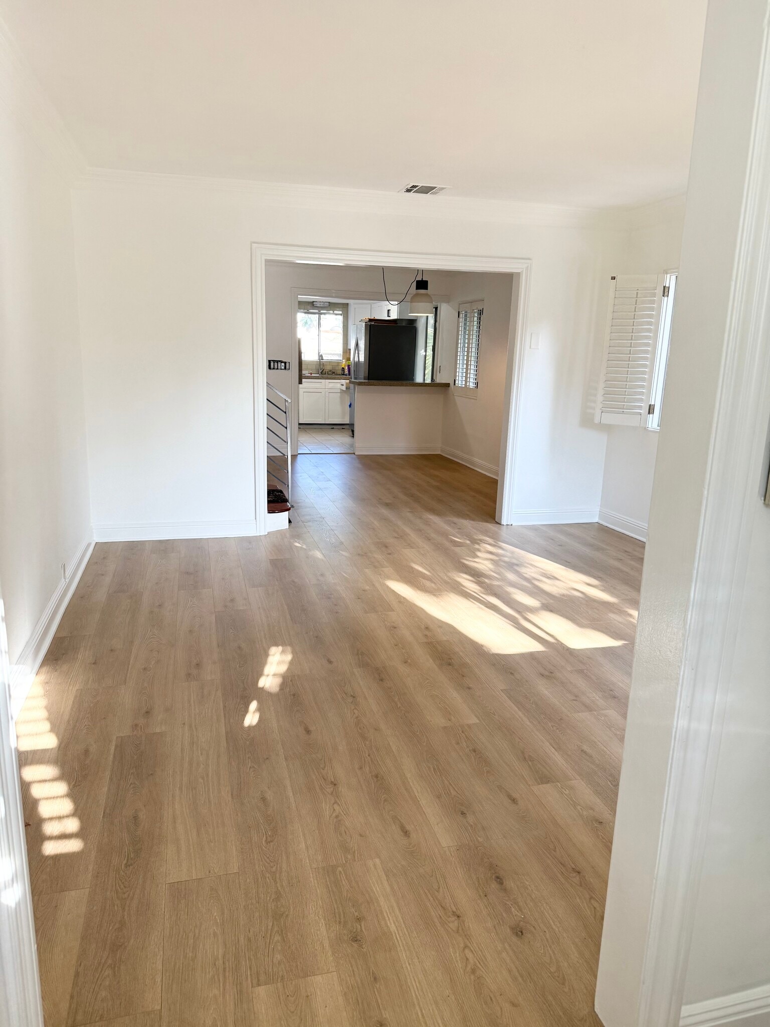 Building Photo - 1082 Meadowbrook Ave
