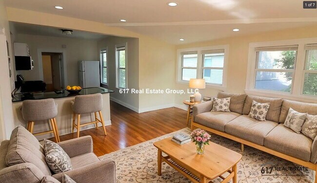 Primary Photo - 2572 Massachusetts Ave