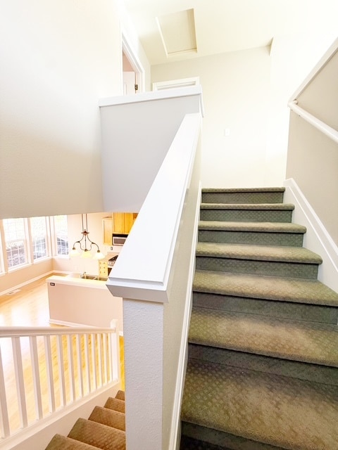 Building Photo - 32 NE Sunset St