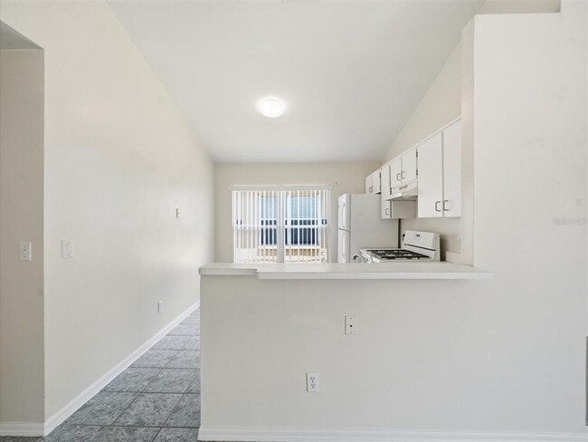 Building Photo - 2480 Sagemont Dr