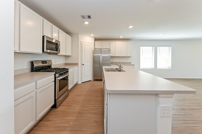 Building Photo - 24215 Becker Hollow Ln