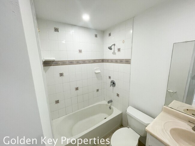 Building Photo - Nicely renovate corner property with a pool!