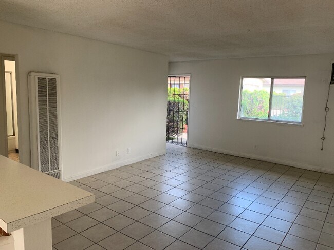 Building Photo - 3411 Orange Ave