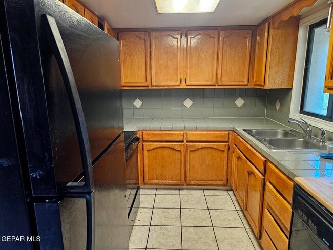 Building Photo - 6423 Kiowa Ct