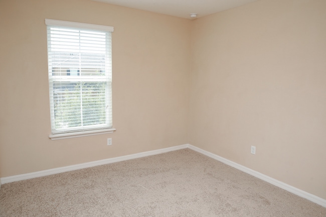 Building Photo - 142 Aston Grande Dr