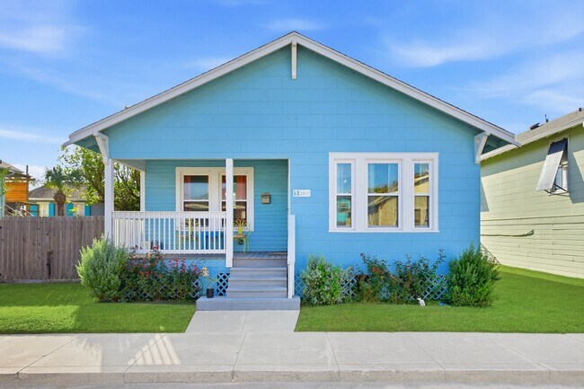 Building Photo - 2415 38th St