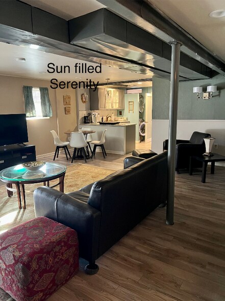 Building Photo - 7 Dale Mills Ct