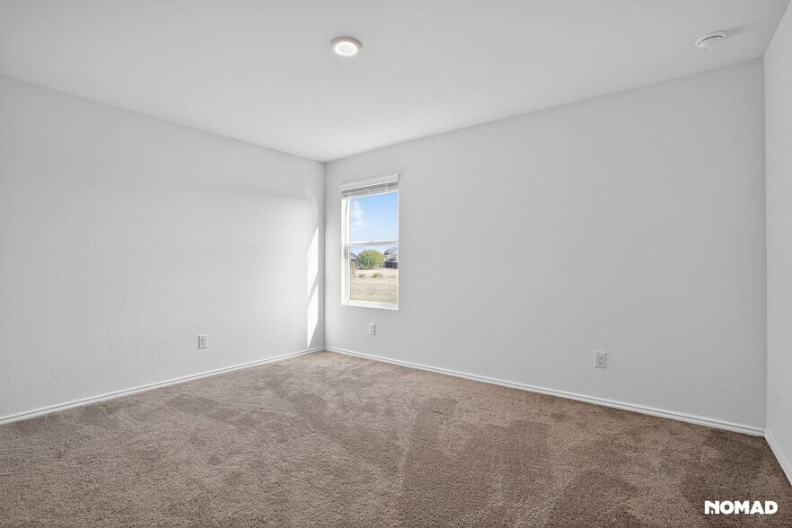 Building Photo - 14023 Wool Pk