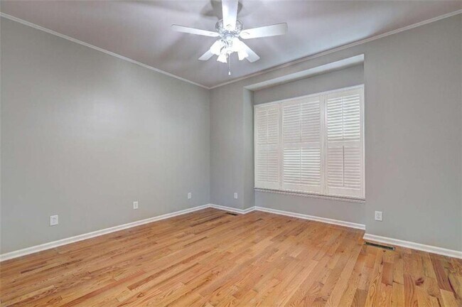 Building Photo - 490 Grand Teton Cir