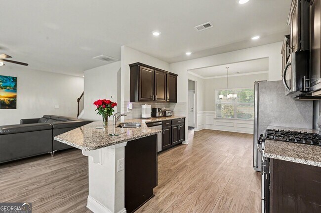 Building Photo - 837 Everleigh Ct