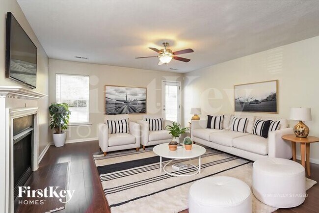 Building Photo - 4145 Crestwood Cir