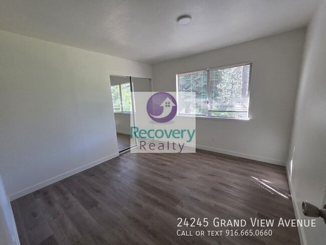 Building Photo - 24245 Grand View Ave