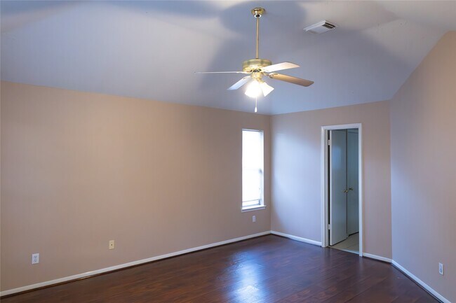 Building Photo - 11210 Fall Breeze Dr