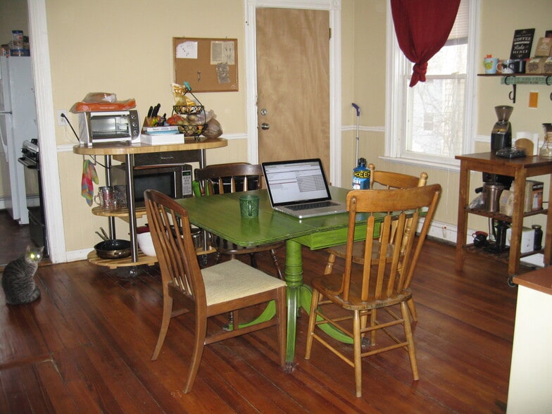 Building Photo - 195 Lippitt St