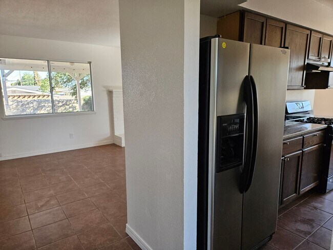 Building Photo - Great home in east El Paso