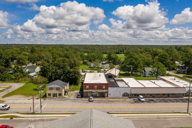 Building Photo - 236 Chatham St