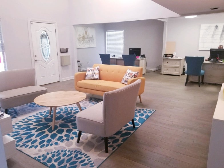 Westchase Apartments 1013 Manhattan Blvd Harvey LA 70058 Apartment