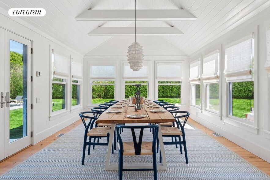 Building Photo - 25 Jobs Ln