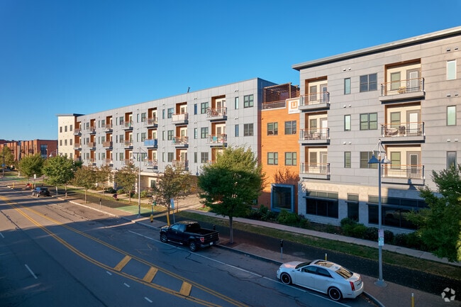 Building Photo - Union Square