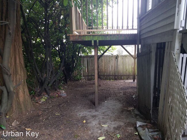Building Photo - 2 br, 2 bath House - 2207 N 39th St