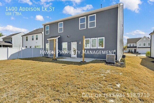 Building Photo - 1400 Addison Lk St