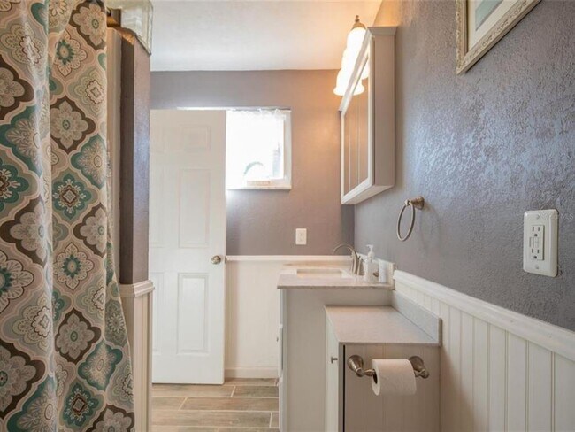 Building Photo - 2456 Elkcam Blvd