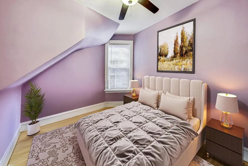 Building Photo - 2541 N Hamlin Ave