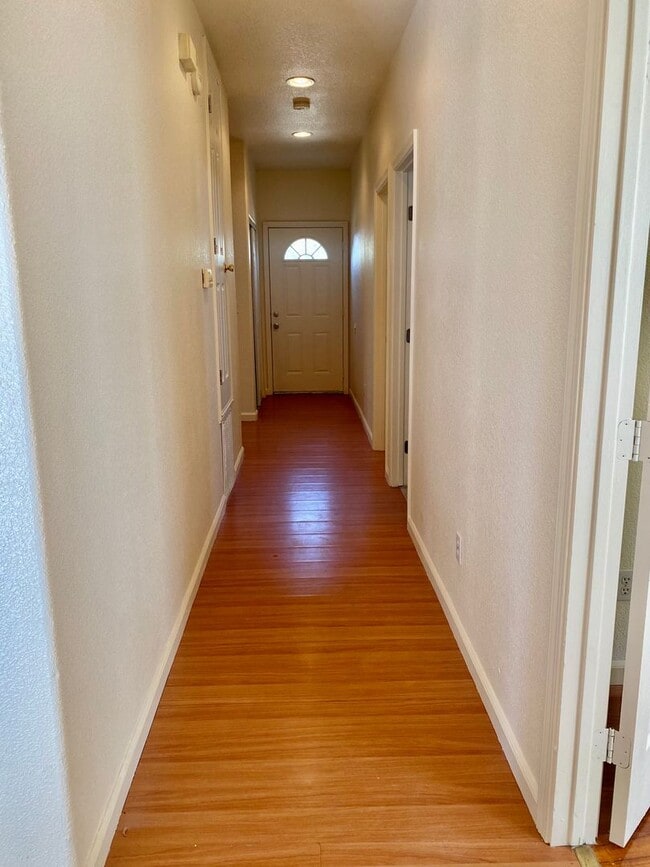 Building Photo - Three Bedroom One bath home Available now