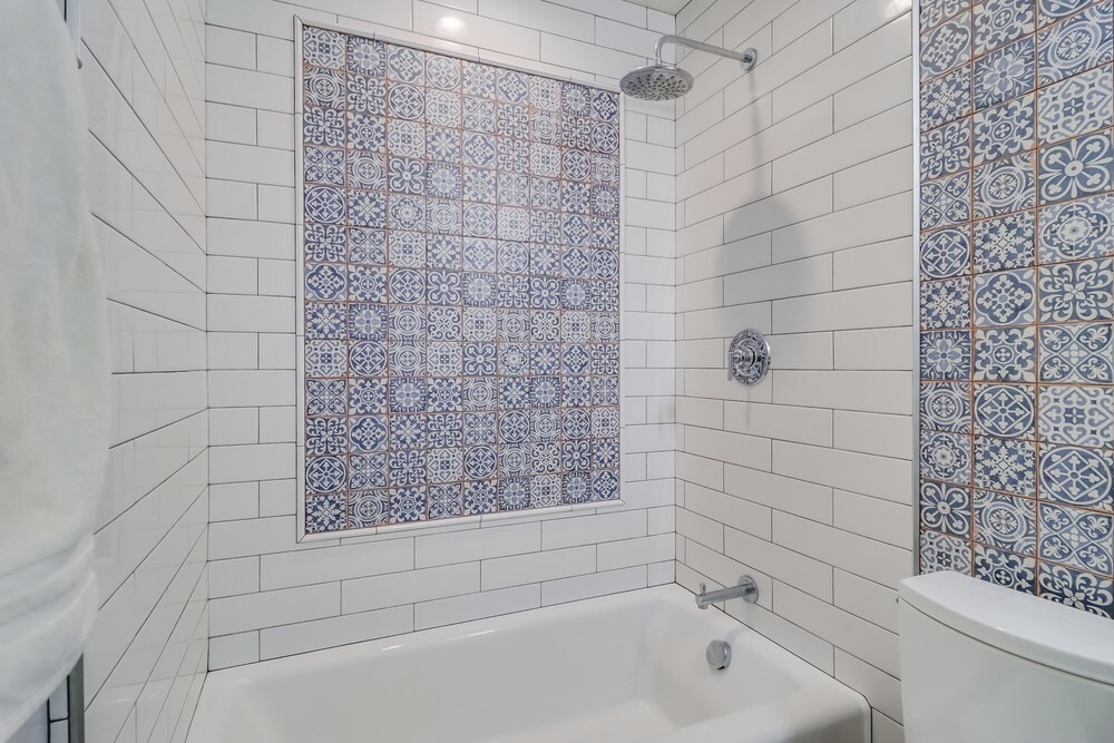 Building Photo - 3856 Loma Alta Dr