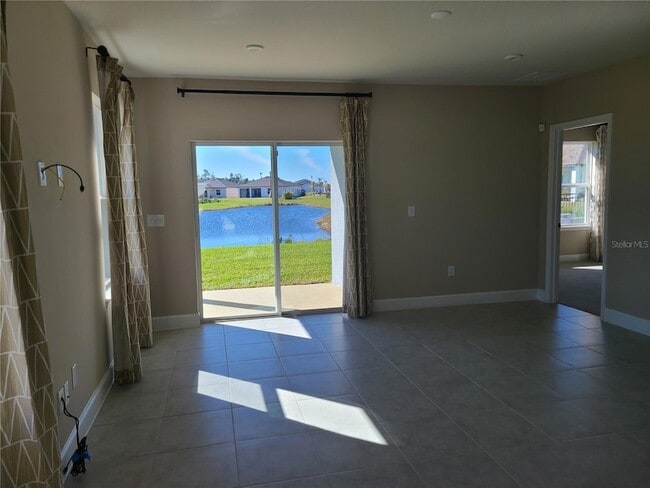 Building Photo - 10013 Daybreak Glen