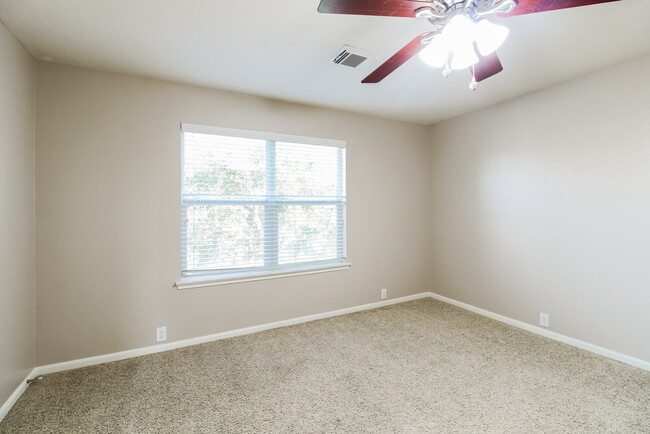 Building Photo - 18311 Valiant Brook Ct
