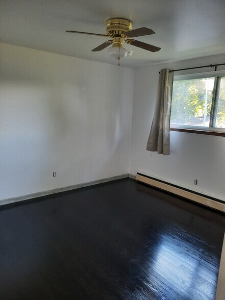 Building Photo - 5830 Balsam Rd