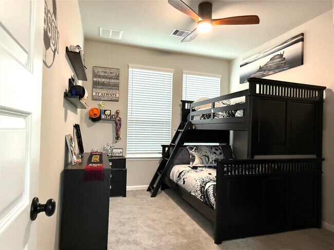 Building Photo - 5614 Green Rise Ln