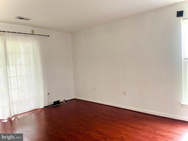 Building Photo - 10210 Ashbrooke Ct