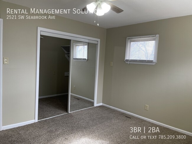 Building Photo - *Near Shunga Trail* 2521 SW Seabrook Ave- ...