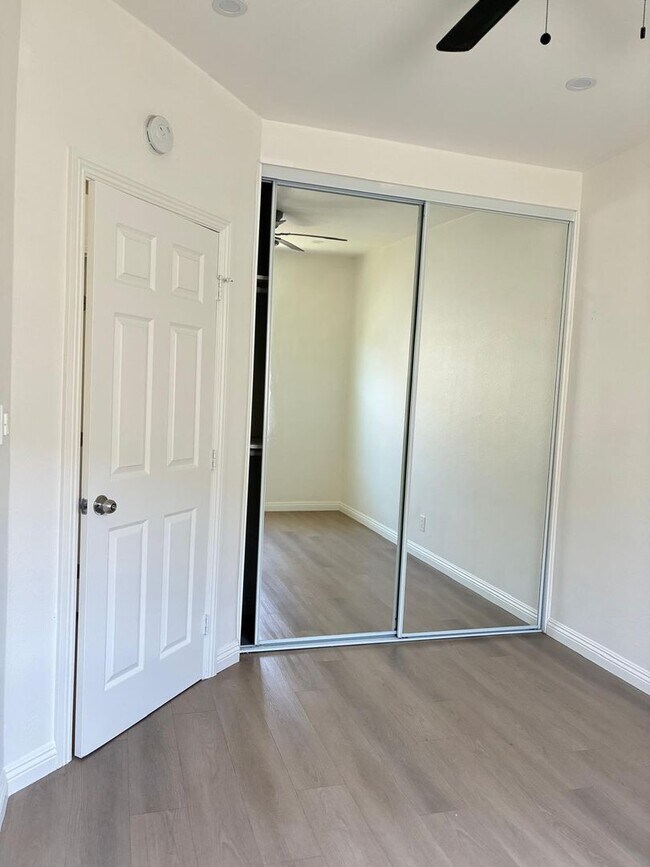 Building Photo - LA9521