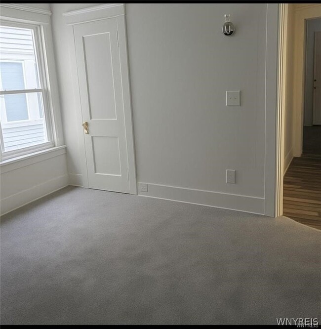 Building Photo - 196 Englewood Ave