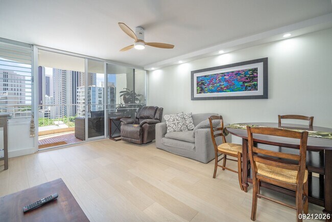 Building Photo - 1717 Ala Wai Blvd