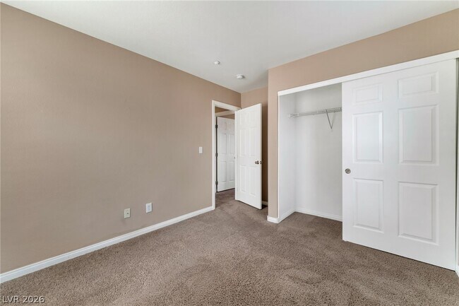 Building Photo - 6635 Weeping Pine St